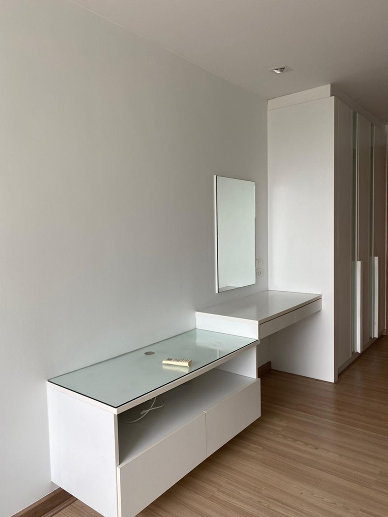 Nicesuites Condo